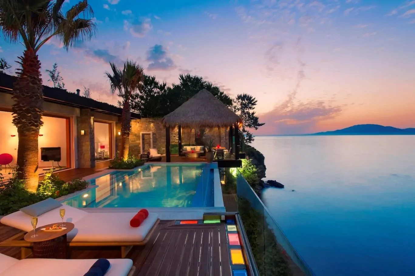 Why Luxury Villas With Private Beaches Are the Best Choice for Nutrition and Relaxation